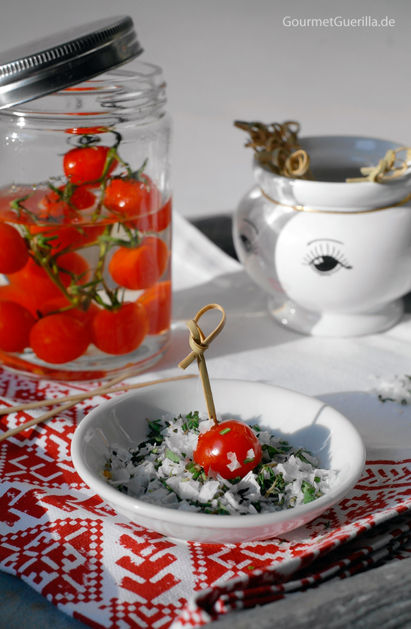 Tipsy Tomatoes #recipe #gourmetguerilla #appetizer #vegan